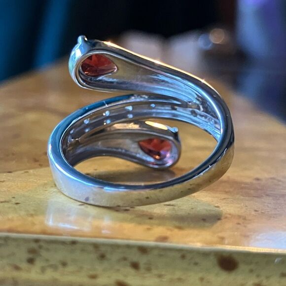 Natural Vermelho Red Garnet Sterling Silver Bypass Ring Size 8 - Picture 5 of 9